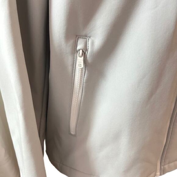 EUC Tommy Hilfiger Ice/Two Tone Flag Soft-shell Colorblock Jacket. Size L - Picture 6 of 11